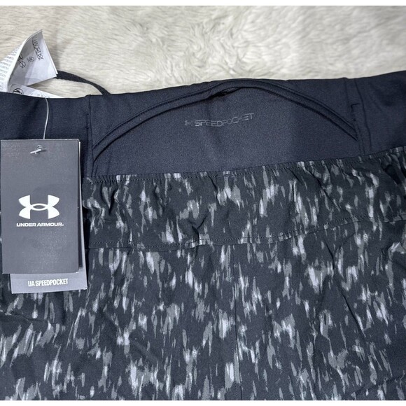 Under Armour Men's XL UA Launch Elite 5'' Print Shorts 1377002 Black grey NEW - Picture 10 of 13